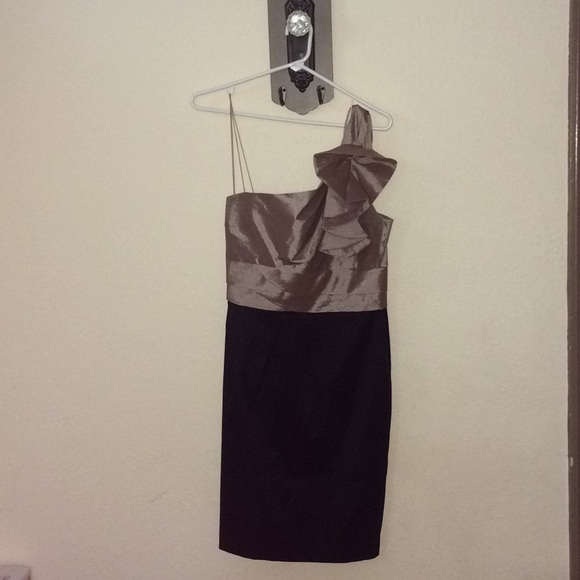 London Times Dresses & Skirts - 🛍️ London Times 8 shoulder dress